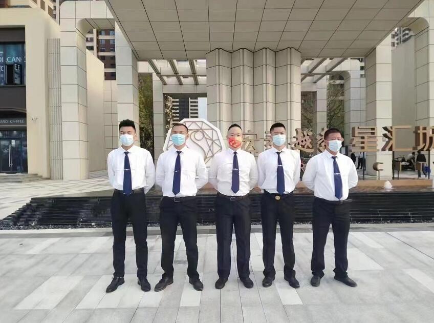 襄陽(yáng)獵鷹房地產(chǎn)安保服務(wù)團(tuán)隊(duì)